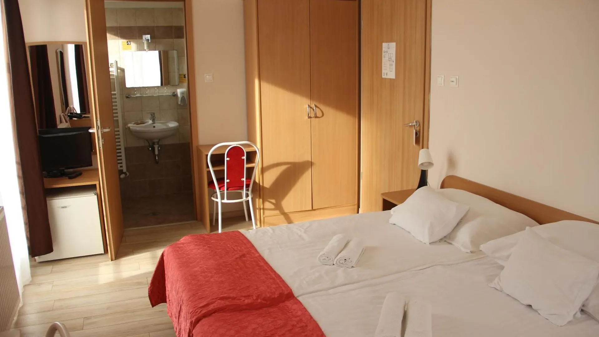 Hotel Rose City Budapest